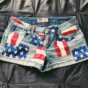 LEI Ashley ‘Trouble’ American Flag Shorts